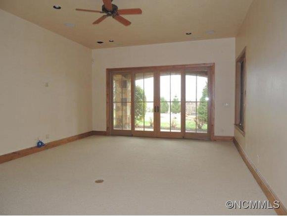 14 WINDELSHAM WAY - Photo 8