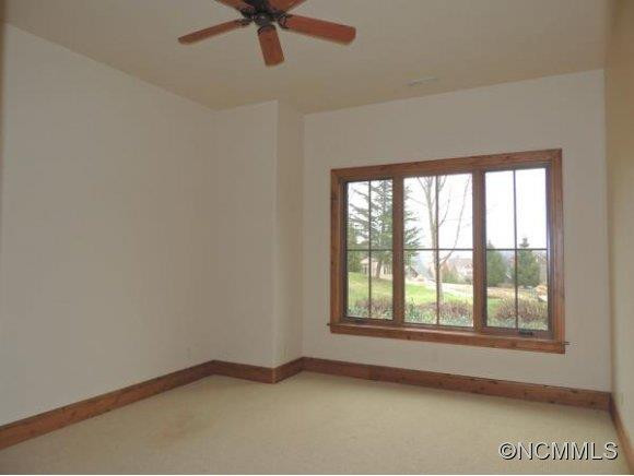14 WINDELSHAM WAY - Photo 10
