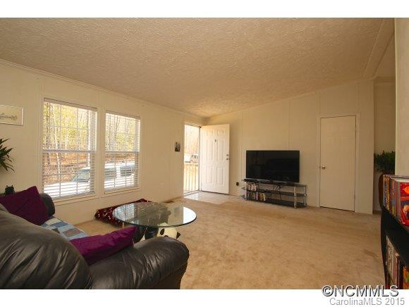 2000 Fox Hollow Road - Photo 11