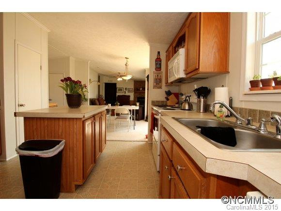 2000 Fox Hollow Road - Photo 9