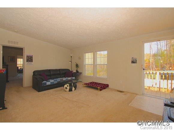 2000 Fox Hollow Road - Photo 10