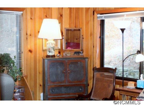 136 Biltmore Circle - Photo 18
