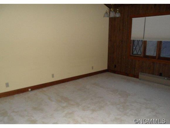 345 Cattail Lane - Photo 5