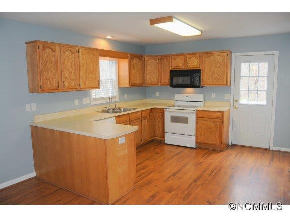 660 FINLEY COVE RD - Photo 8