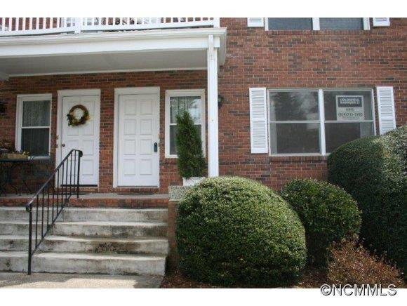 27 Capri Lane