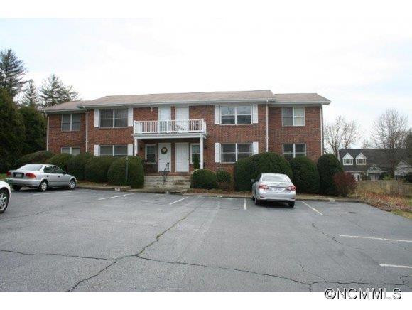 27 Capri Lane - Photo 2