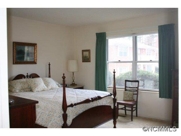 27 Capri Lane - Photo 5