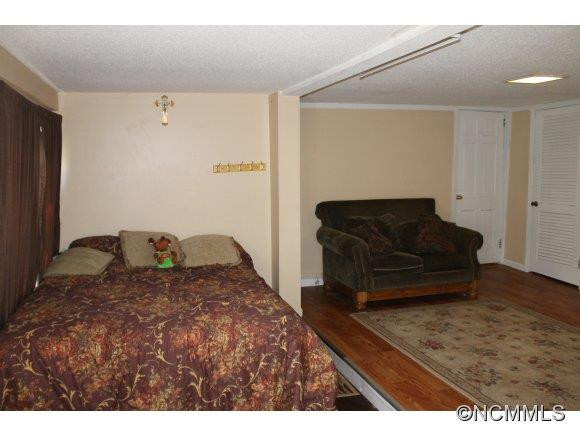 80 Mount Carmel Road - Photo 9