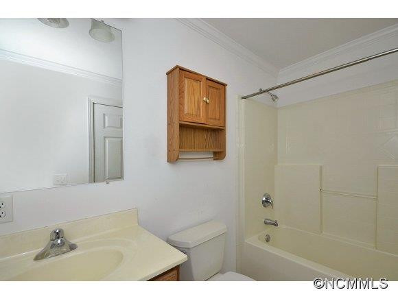 27 Kirby - Photo 2