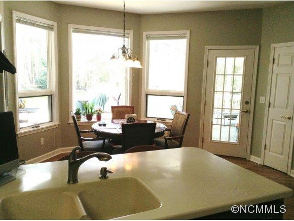 27 Crooked Oak Court - Photo 8