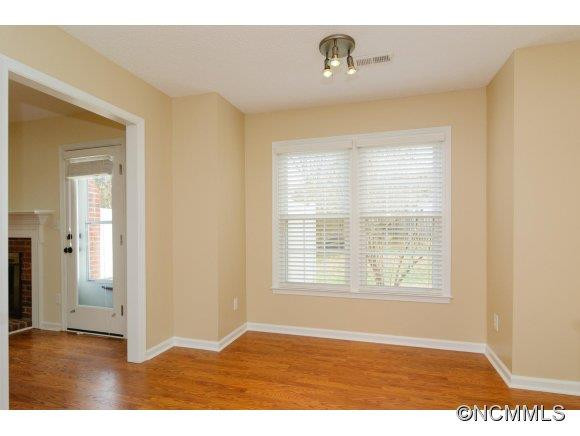 7 Primrose Ln - Photo 13