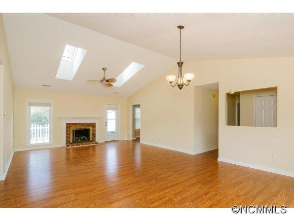 7 Primrose Ln - Photo 4