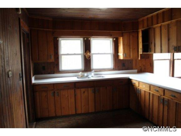1634 Lake Adger Road - Photo 3