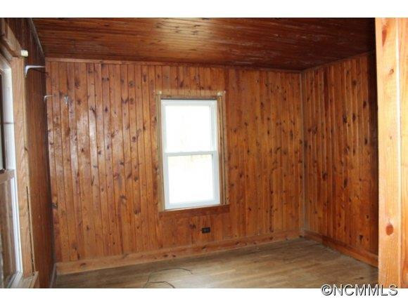 1634 Lake Adger Road - Photo 10