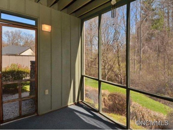 211 JUNIPER LANE - Photo 2