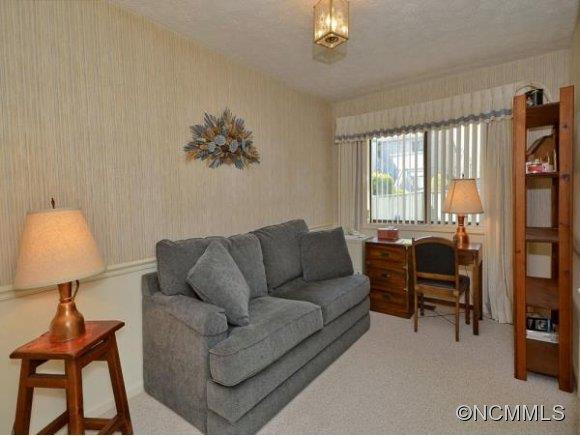 211 JUNIPER LANE - Photo 7