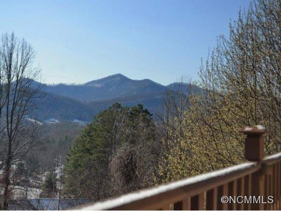 25 WESTWOOD DRIVE - Photo 3