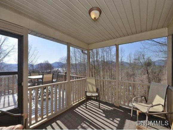 25 WESTWOOD DRIVE - Photo 7