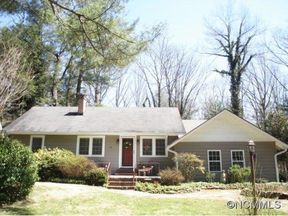 42 Robert E. Lee Drive