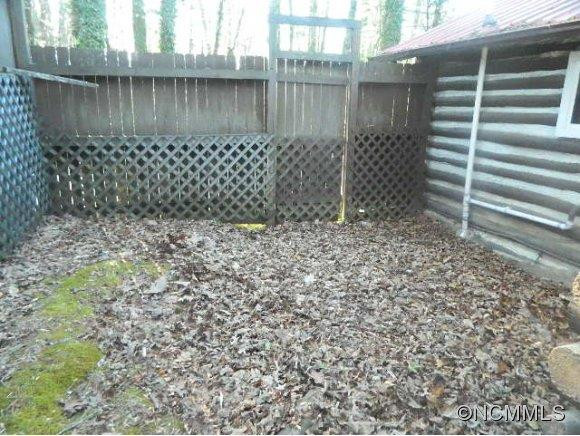 546 Waddell Drive - Photo 11