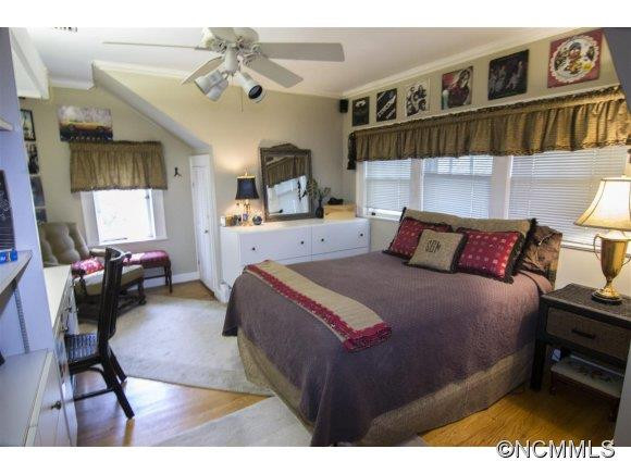 76 Macon Avenue - Photo 16