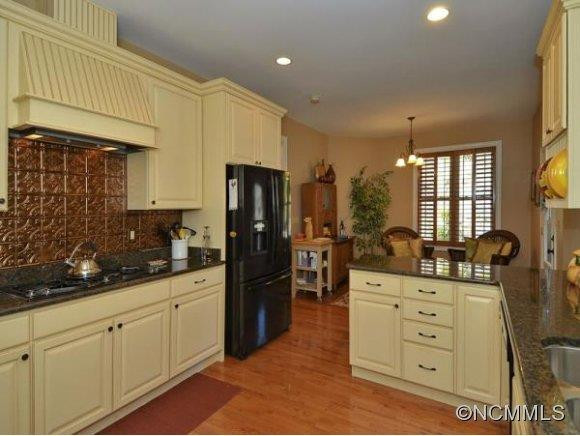 356 VISTA FALLS ROAD - Photo 8
