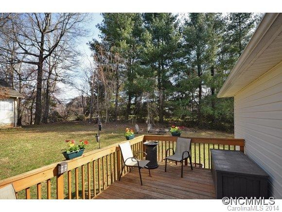 109 Littlefield Drive - Photo 11