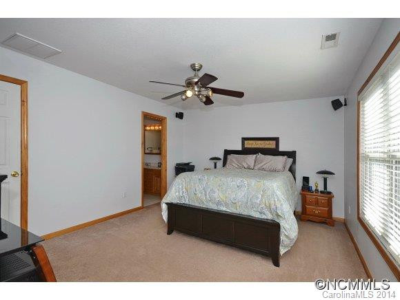 109 Littlefield Drive - Photo 6
