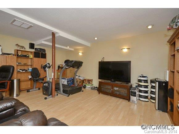 109 Littlefield Drive - Photo 10