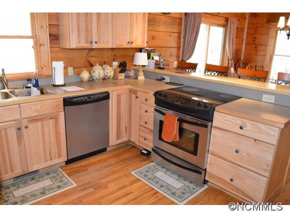 73 Twin Hickory Lane - Photo 12