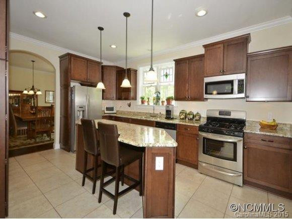 813 BEECH TREE PLACE - Photo 10