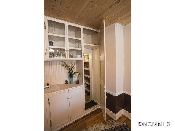 325 Wilson Ave - Photo 5