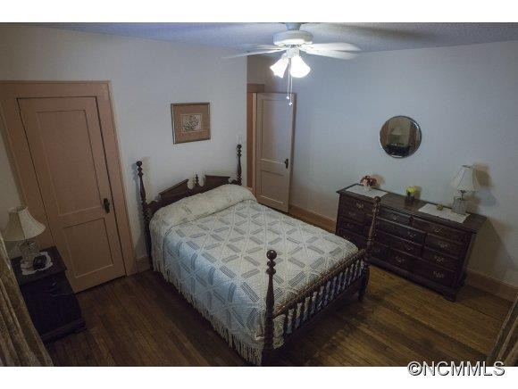 325 Wilson Ave - Photo 8