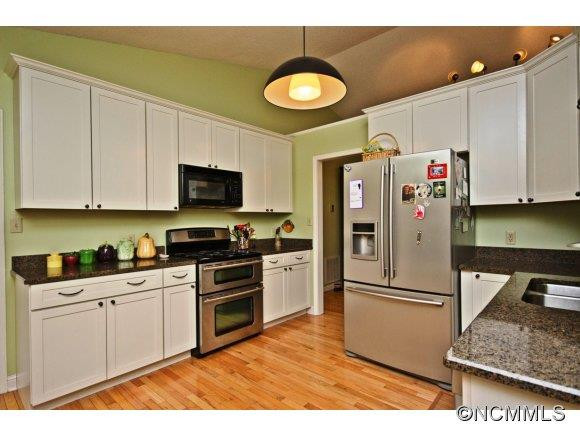 7 Emerald Ct - Photo 5