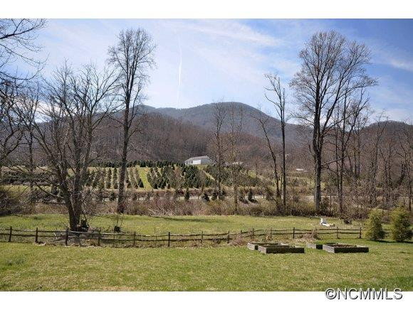 22 Kestrel Court - Photo 3