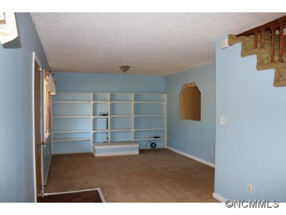 632 Old Wagy Road - Photo 3