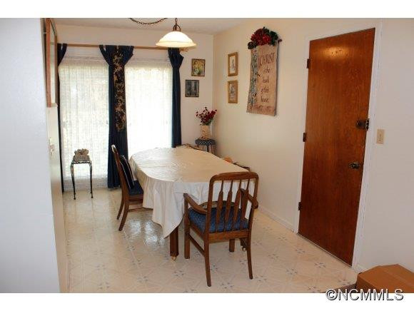 108 Maywood Rd - Photo 8