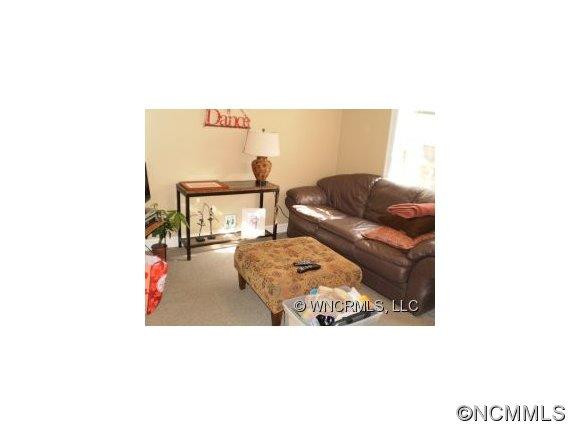 62 Edwin Place - Photo 15