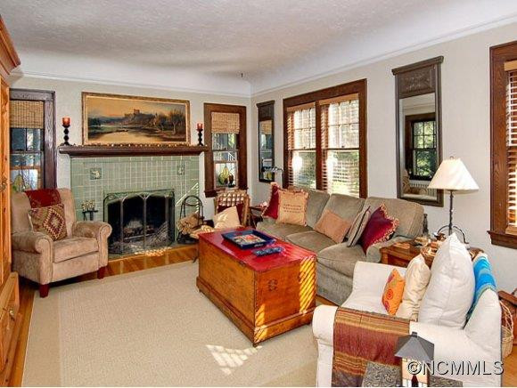62 Edwin Place - Photo 4