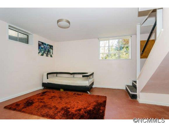 11 North College Street - Photo 16