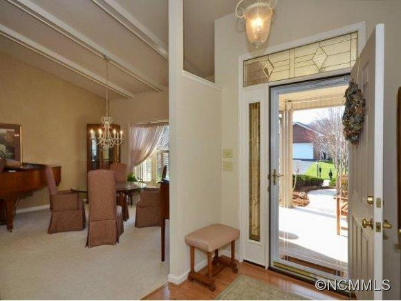 110 FAIRWAY KNOLLS DRIVE - Photo 2