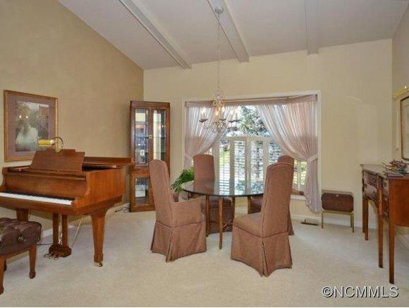 110 FAIRWAY KNOLLS DRIVE - Photo 3