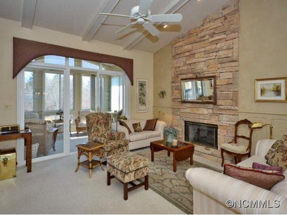110 FAIRWAY KNOLLS DRIVE - Photo 4