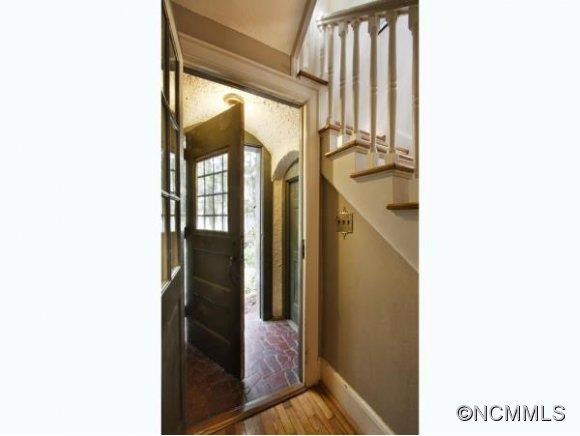 20 BUENA VISTA ROAD - Photo 3