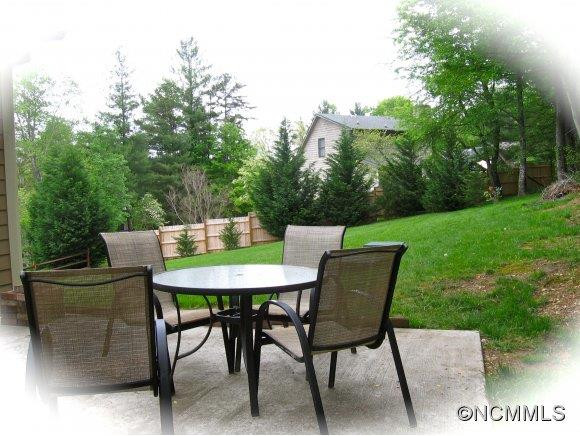 8 Emerald Court - Photo 14