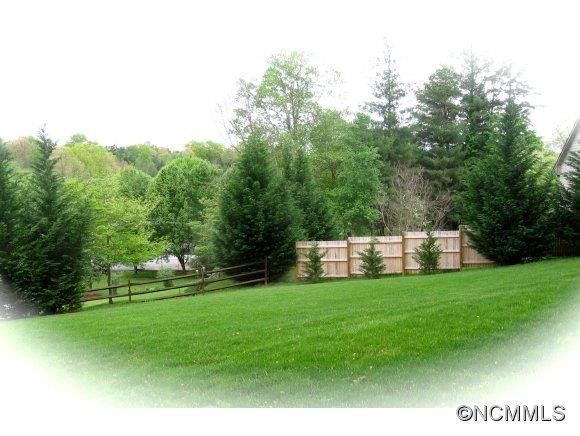 8 Emerald Court - Photo 15