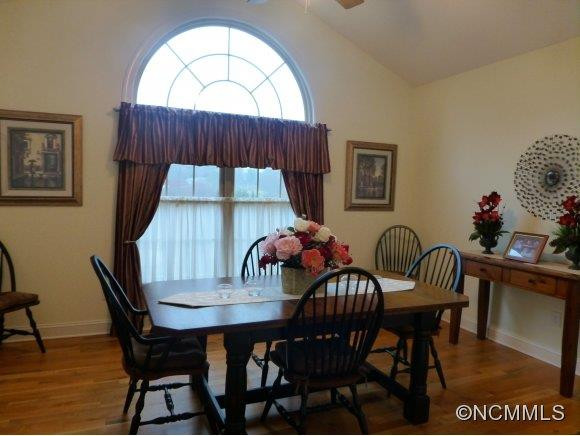 8 Emerald Court - Photo 7