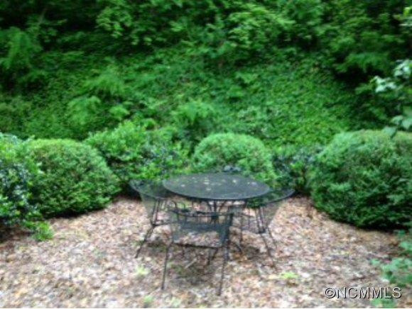 643 Savannah Drive - Photo 3