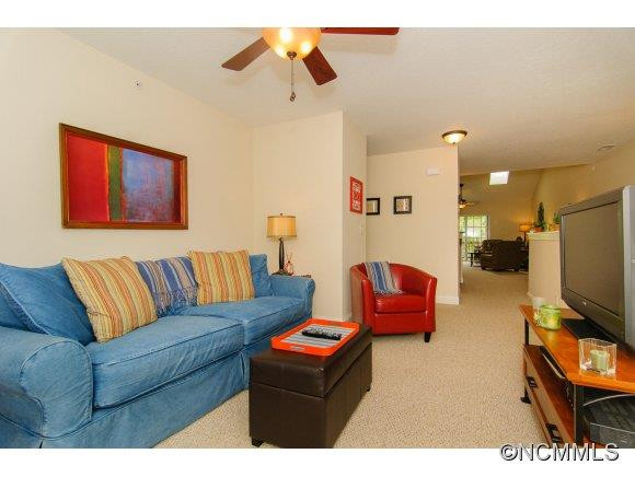 94 Foxden Drive #201 - Photo 11