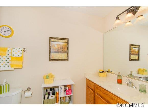 94 Foxden Drive #201 - Photo 18